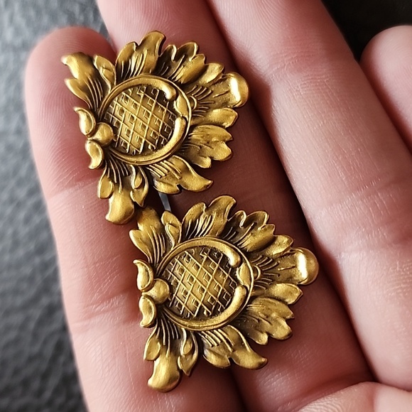 VTG MFA earrings - Picture 4 of 7